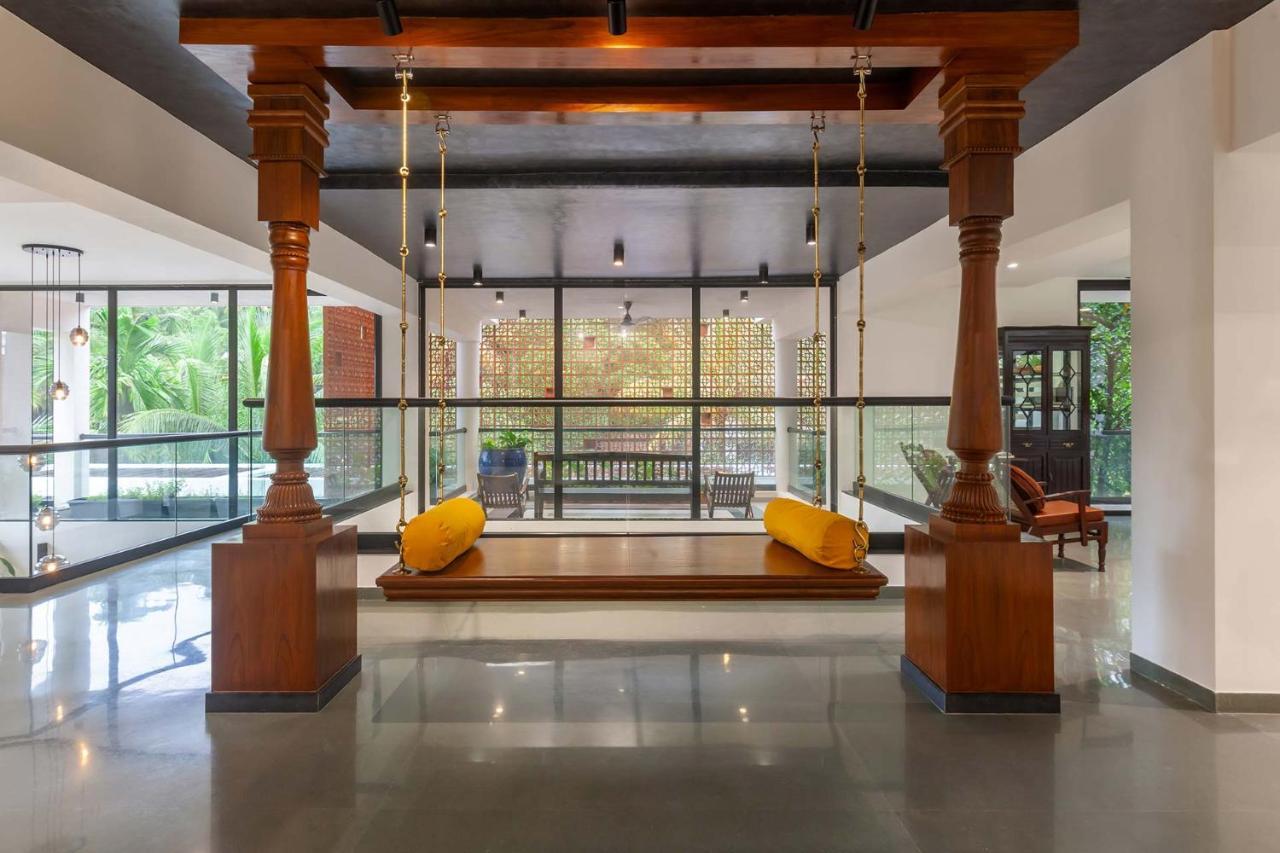 Villa Sereno: Elegant Retreat with Pool, Jacuzzi, and Entertainment Alibag Exterior photo